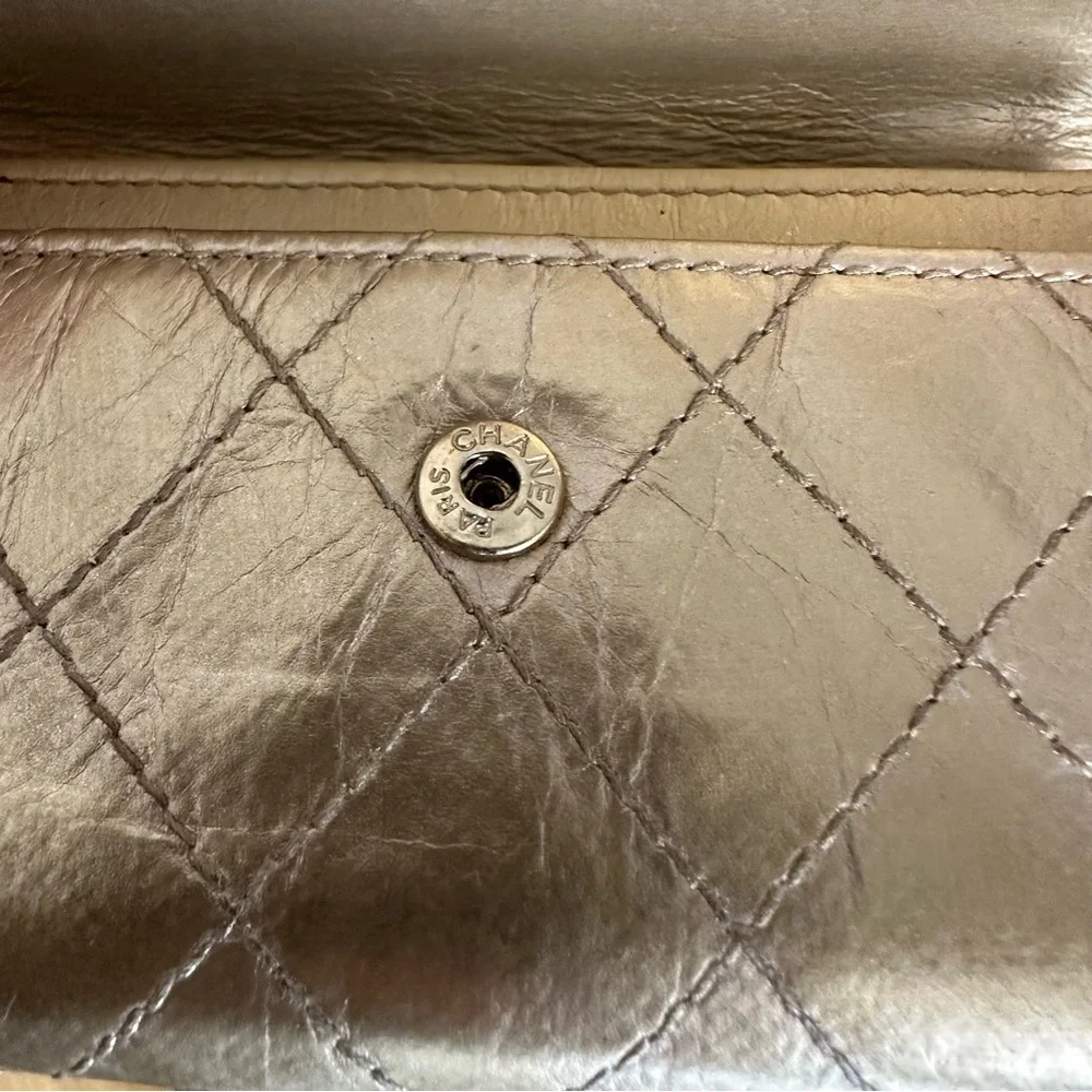 Chanel Palette Metallic Aged Flap Card Case Authentic 2011 Gold - Picture 10 of 15